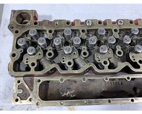 CUMMINS ISB 6.7L DEF Engine Cylinder Head