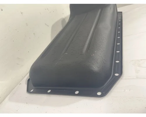 CUMMINS ISB 6.7L DEF Oil Pan