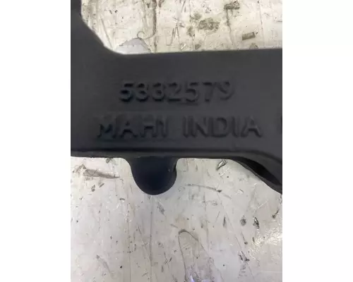 CUMMINS ISB 6.7L DPF Engine Water Manifold