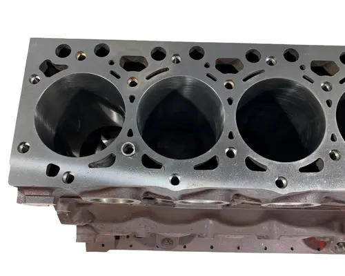 CUMMINS ISB 6.7L Cylinder Block