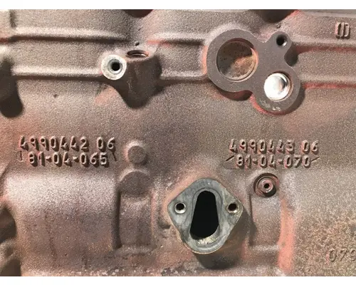 CUMMINS ISB 6.7L Cylinder Block