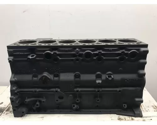 CUMMINS ISB 6.7L Engine Block