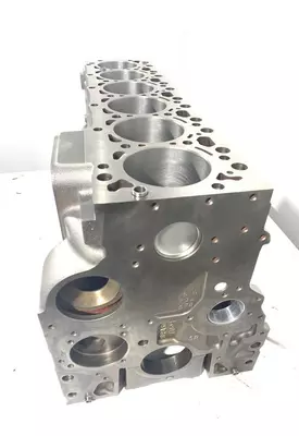 CUMMINS ISB 6.7L Engine Block