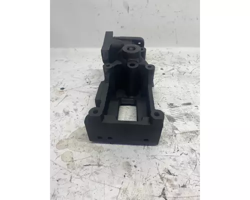 CUMMINS ISB 6.7L Engine Bracket