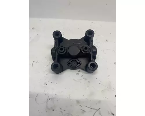 CUMMINS ISB 6.7L Engine Filter Base