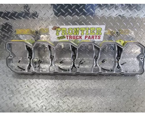 CUMMINS ISB 6.7L Valve Cover