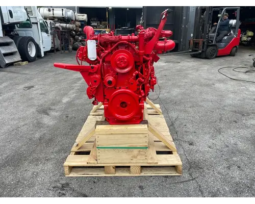 CUMMINS ISB 6.7 Engine Assembly