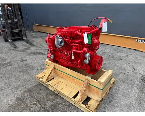CUMMINS ISB 6.7 Engine Assembly