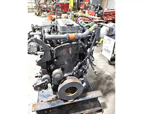 CUMMINS ISB 6.7 Engine Assembly