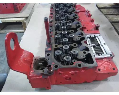 CUMMINS ISB-CR-6.7 CYLINDER HEAD