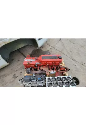 CUMMINS ISB6.7 Cylinder Head