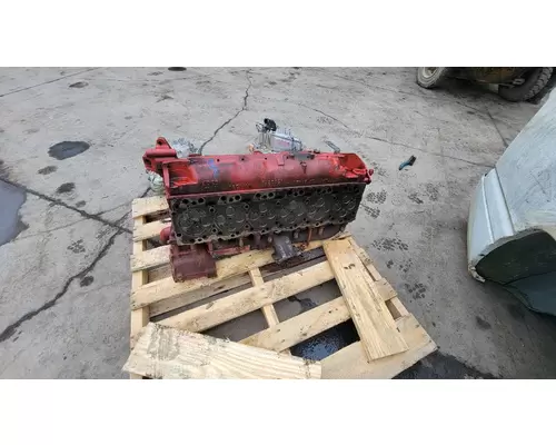 CUMMINS ISB6.7 Cylinder Head