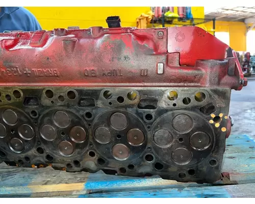 CUMMINS ISB6.7 Cylinder Head