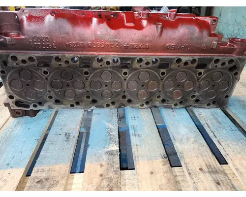 CUMMINS ISB6.7 Cylinder Head