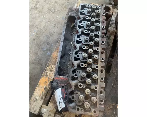 CUMMINS ISB6.7 Cylinder Head