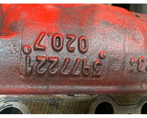 CUMMINS ISB6.7 Cylinder Head