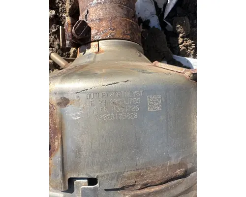 CUMMINS ISB6.7 DPF (Diesel Particulate Filter)