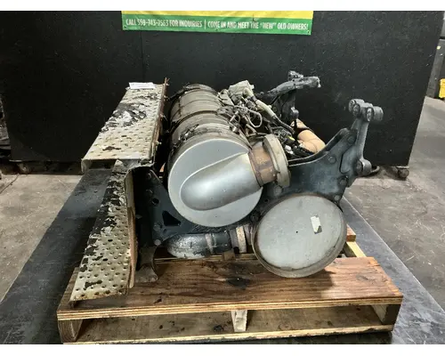 CUMMINS ISB6.7 DPF (Diesel Particulate Filter)
