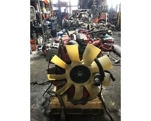CUMMINS ISB6.7 Engine Assembly