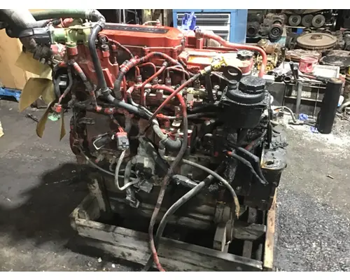 CUMMINS ISB6.7 Engine Assembly