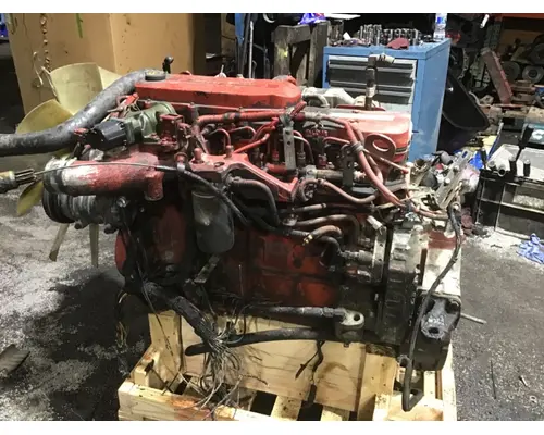 CUMMINS ISB6.7 Engine Assembly