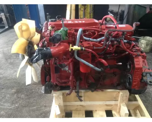 CUMMINS ISB6.7 Engine Assembly