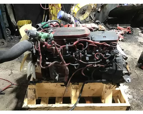 CUMMINS ISB6.7 Engine Assembly