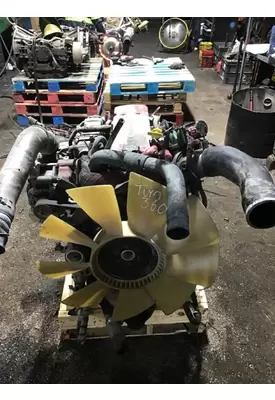 CUMMINS ISB6.7 Engine Assembly