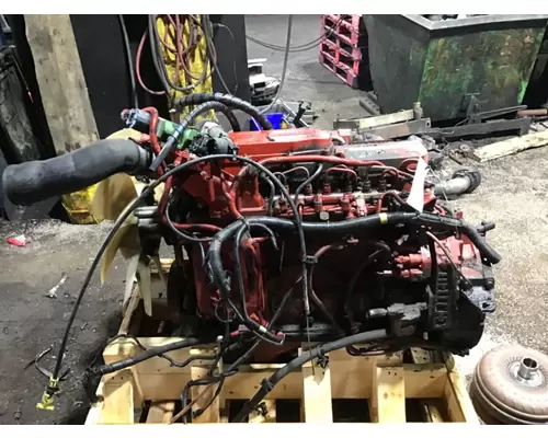 CUMMINS ISB6.7 Engine Assembly