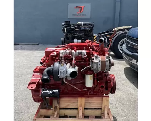 CUMMINS ISB6.7 Engine Assembly