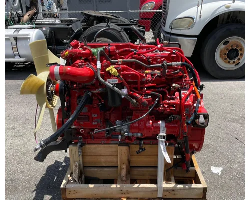 CUMMINS ISB6.7 Engine Assembly