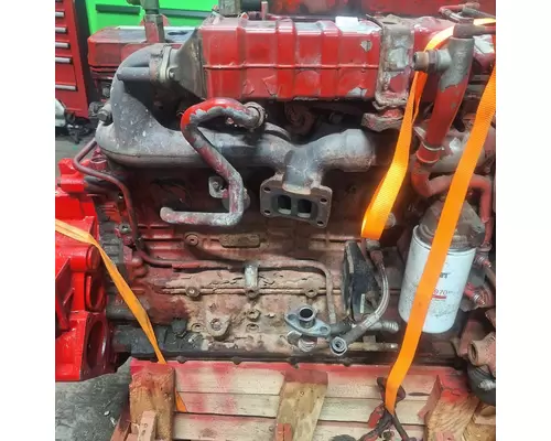 CUMMINS ISB6.7 Engine Assembly