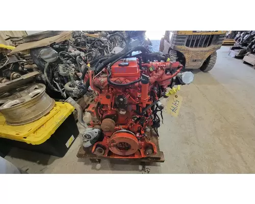 CUMMINS ISB6.7 Engine Assembly