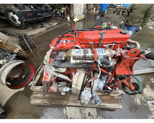 CUMMINS ISB6.7 Engine Assembly