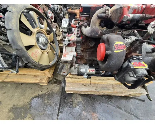 CUMMINS ISB6.7 Engine Assembly