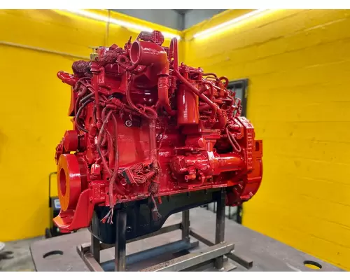 CUMMINS ISB6.7 Engine Assembly