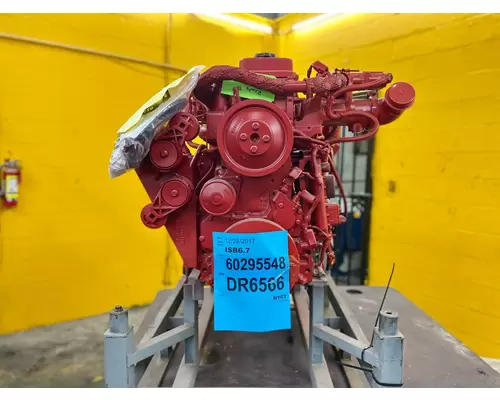 CUMMINS ISB6.7 Engine Assembly