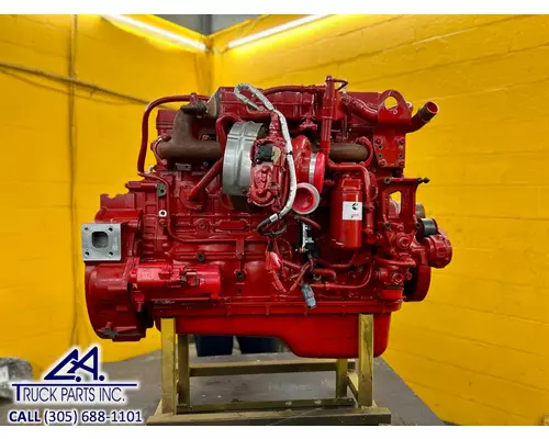 CUMMINS ISB6.7 Engine Assembly