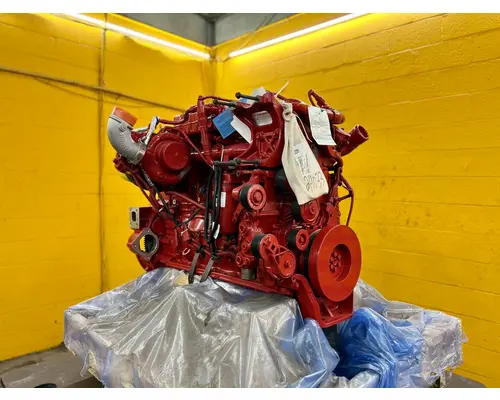 CUMMINS ISB6.7 Engine Assembly
