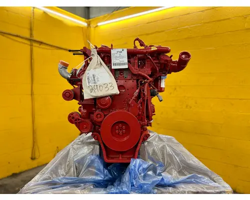 CUMMINS ISB6.7 Engine Assembly