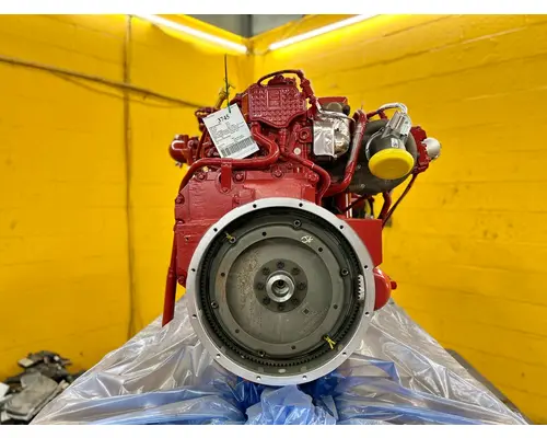 CUMMINS ISB6.7 Engine Assembly