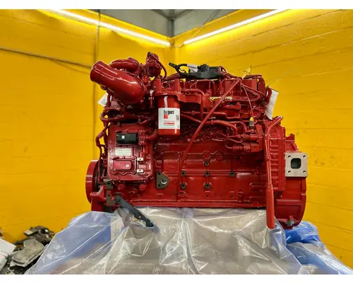 CUMMINS ISB6.7 Engine Assembly