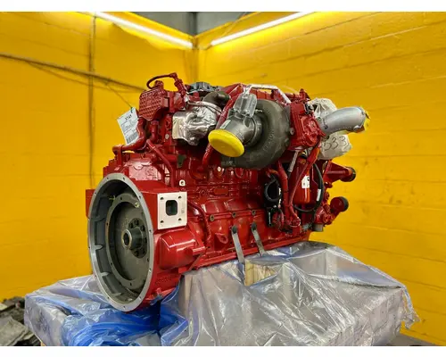 CUMMINS ISB6.7 Engine Assembly