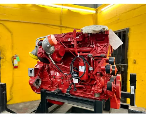 CUMMINS ISB6.7 Engine Assembly