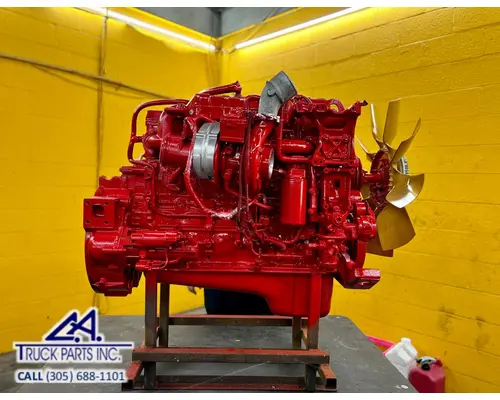 CUMMINS ISB6.7 Engine Assembly