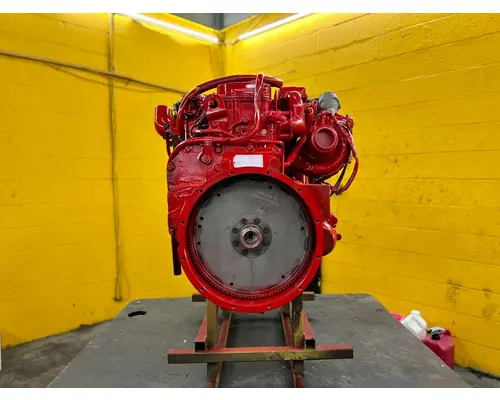CUMMINS ISB6.7 Engine Assembly