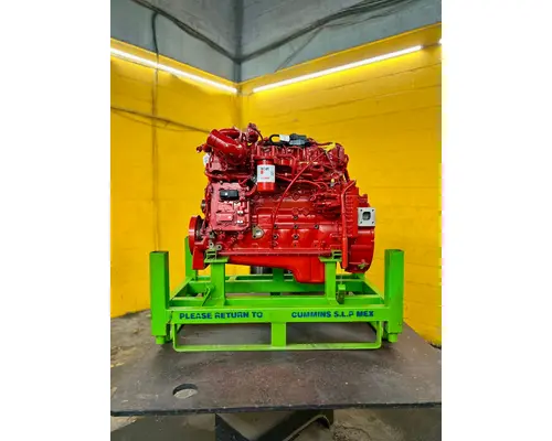 CUMMINS ISB6.7 Engine Assembly