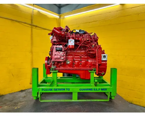 CUMMINS ISB6.7 Engine Assembly