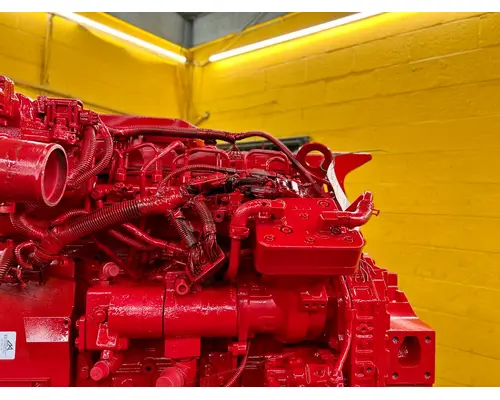 CUMMINS ISB6.7 Engine Assembly