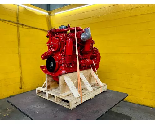 CUMMINS ISB6.7 Engine Assembly